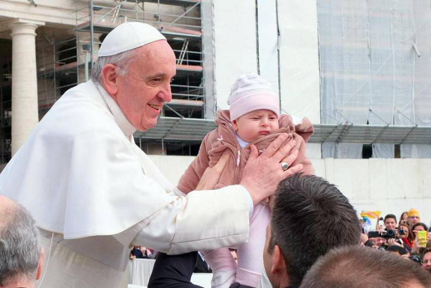 Un bambino e il papa 3