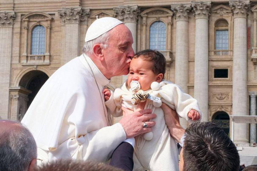 Un bambino e il papa 4