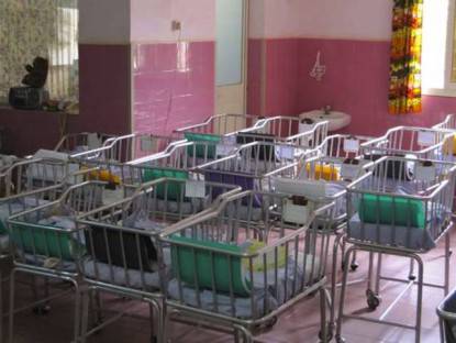 neonata abbandonata con sindrome di Down 