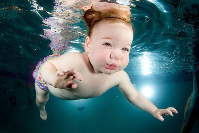 neonata in acqua