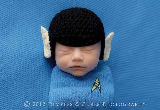 neonato vestito da spock