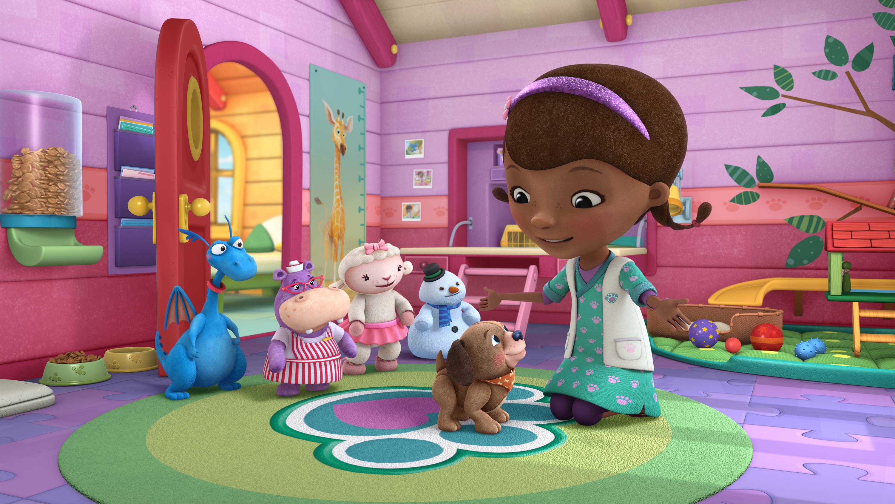 DOC MCSTUFFINS - "Fetchin' Findo" - Doc McStuffins opens a new veterinary practice in her backyard clinic where she treats stuffed animals and toys -- in a "Doc McStuffins" programming event for kids age 2-7 that will highlight care and responsibility for pets. The multi-episode story arc, "Doc McStuffins: Pet Vet," presented in collaboration with the ASPCA (The American Society for the Prevention of Cruelty to Animals(r)), Solid Gold Holistic Pet Food and Nationwide, begins FRIDAY, AUGUST 14 (9:00-10:00 a.m., ET/PT) on Disney Channel and WATCH Disney Junior. Additional pet-themed episodes of "Doc McStuffins" will roll out on Disney Channel, Disney Junior and WATCH Disney Junior. (Disney Junior) STUFFY, HALLIE, LAMBY, CHILLY, FINDO, DOC