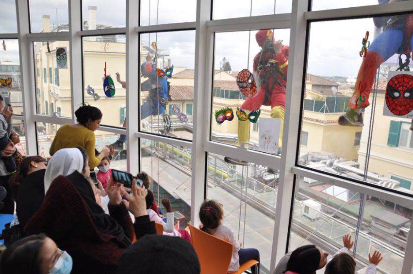 supereroi al bambin gesu