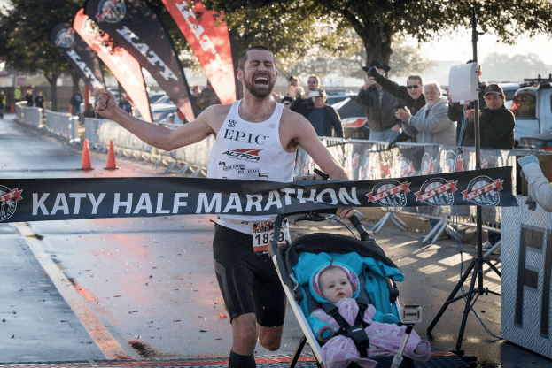 papà vince una maratona