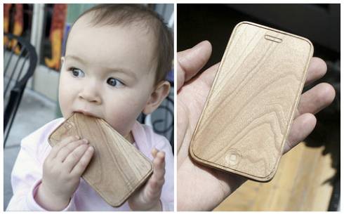 iphone in legno da mordere