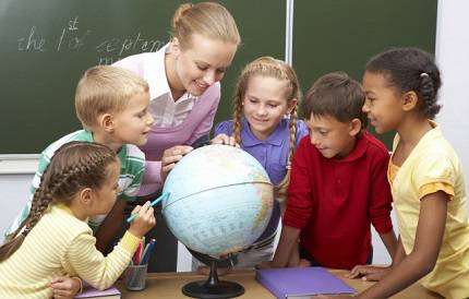 bambini a scuola