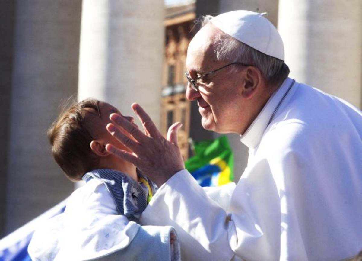 Сын папы римского. Франциск (папа Римский). Папа Франциск 666. Папа Франциск 2013 год. Католическая Церковь папа Римский.