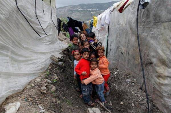 bambini profughi siriani
