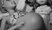 barbie con pancia e figlia