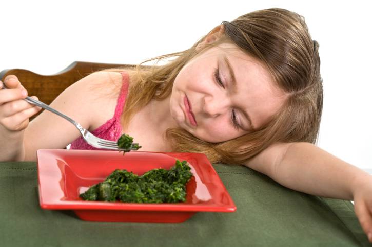 bimba non mangia spinac