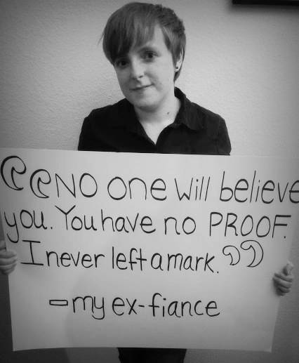 manifesto contro violenza