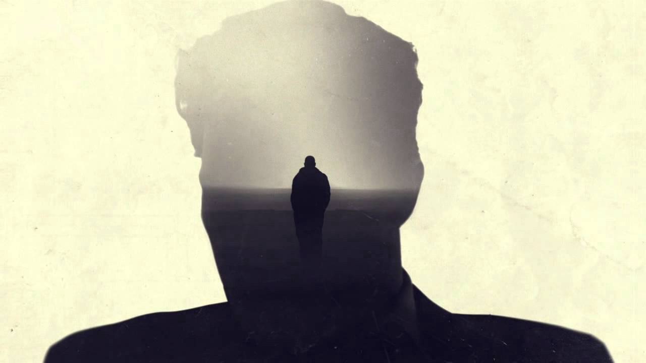 testa di un uomo e coppia