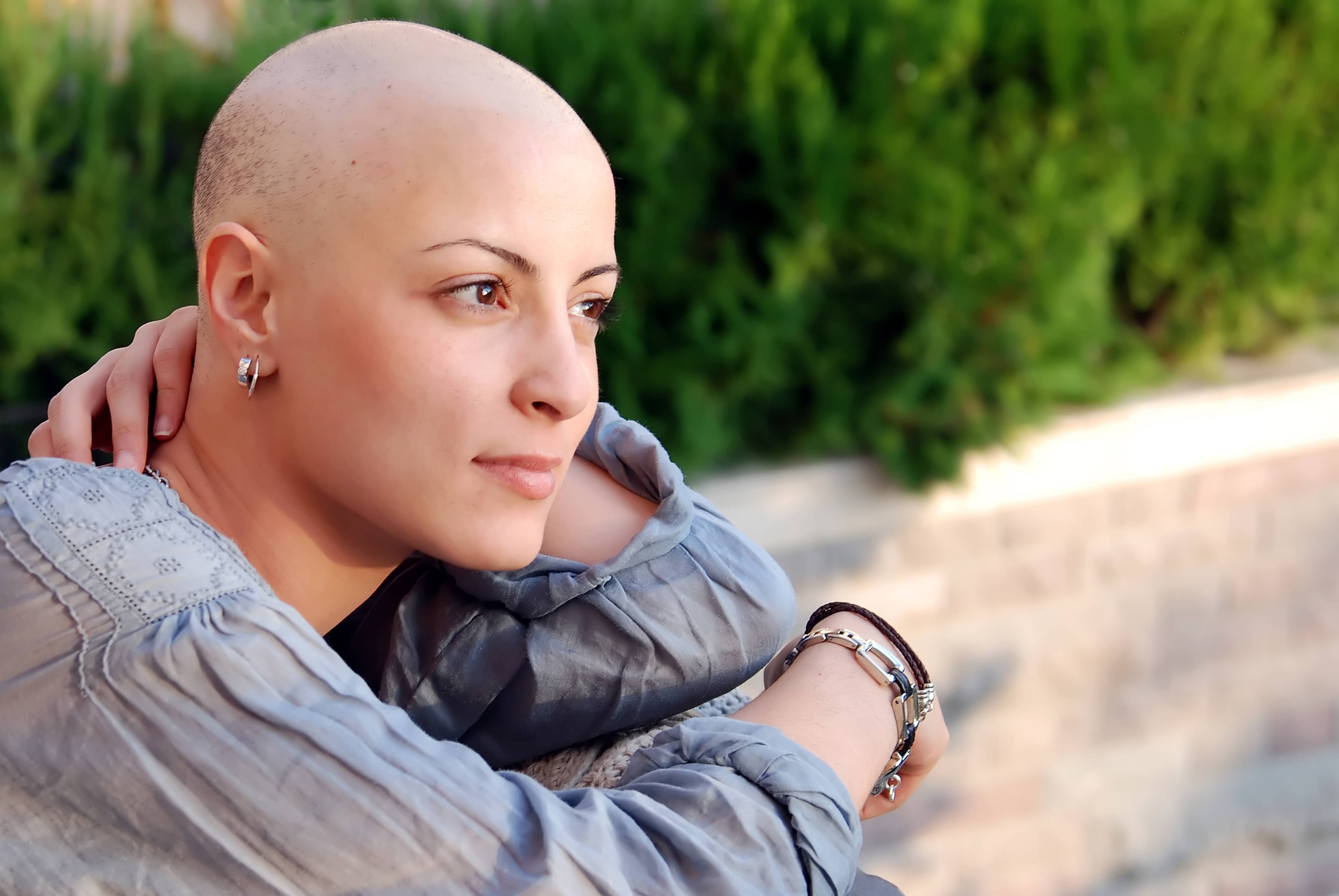 Curare il cancro al seno "senza chemioterapia" : i risultati della sperimentazione italiana