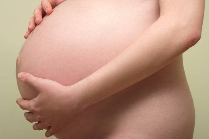maternità surrogata donne