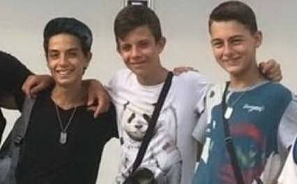 tre ragazzi sardi salvano anziana dal fuoco