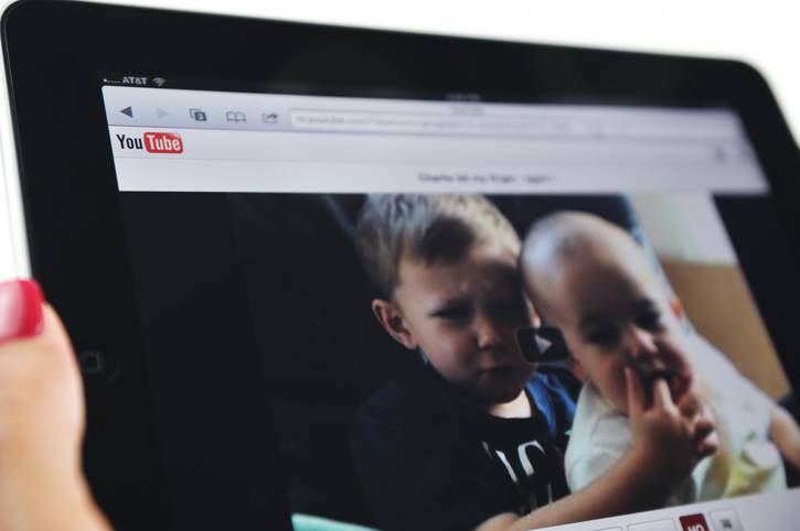 violazione youtube dati bambini 