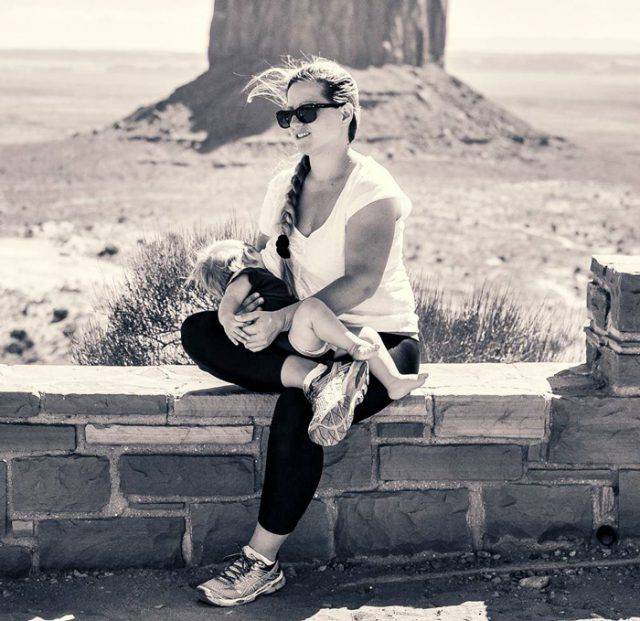 allattamento al seno in pubblico