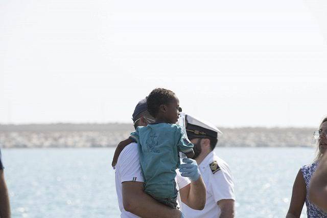 Bambina migrante