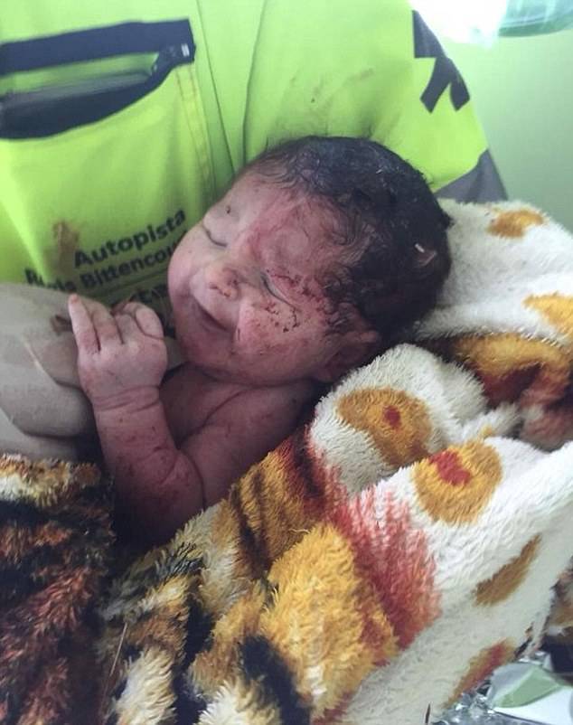 neonata salva dopo un incidente
