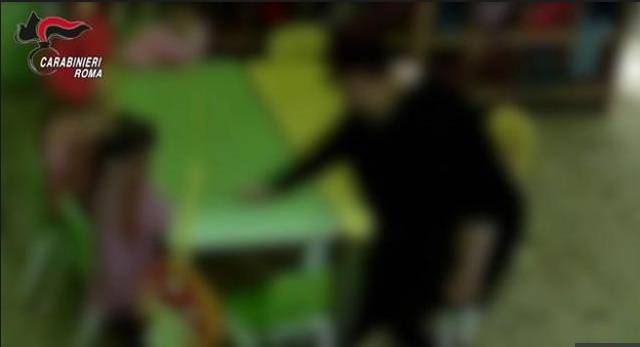 maltrattamenti asilo roma