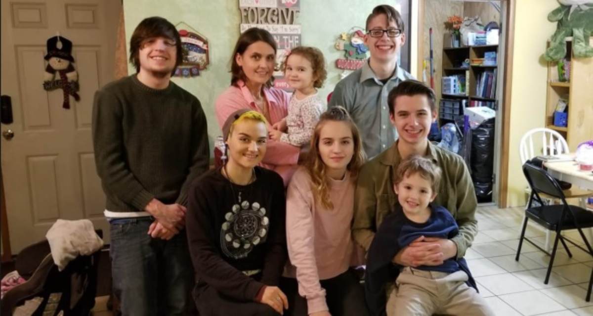 adolescente si vaccina