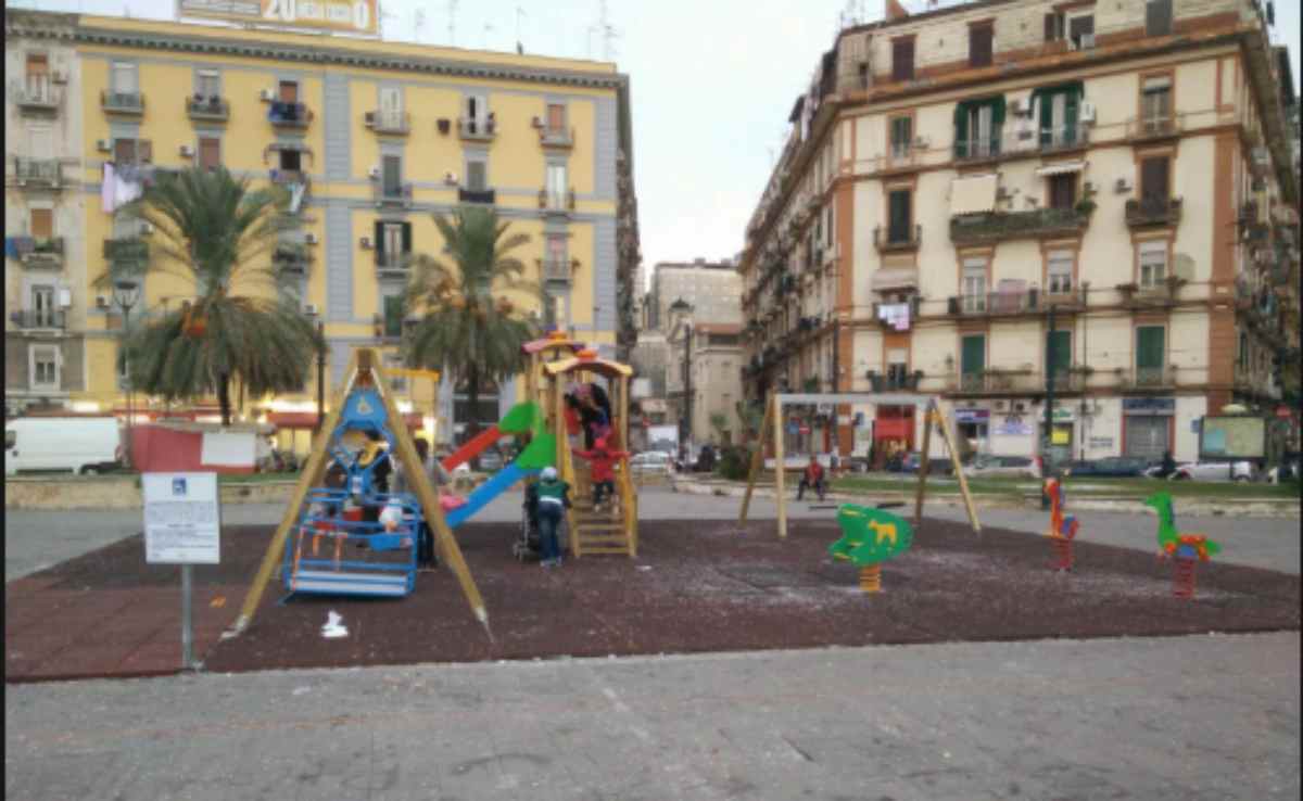 bambina ferita a Napoli