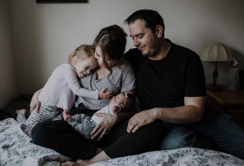 bambina focomelica famiglia