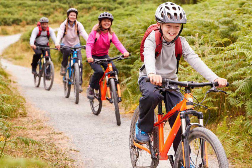 casco in bicicletta