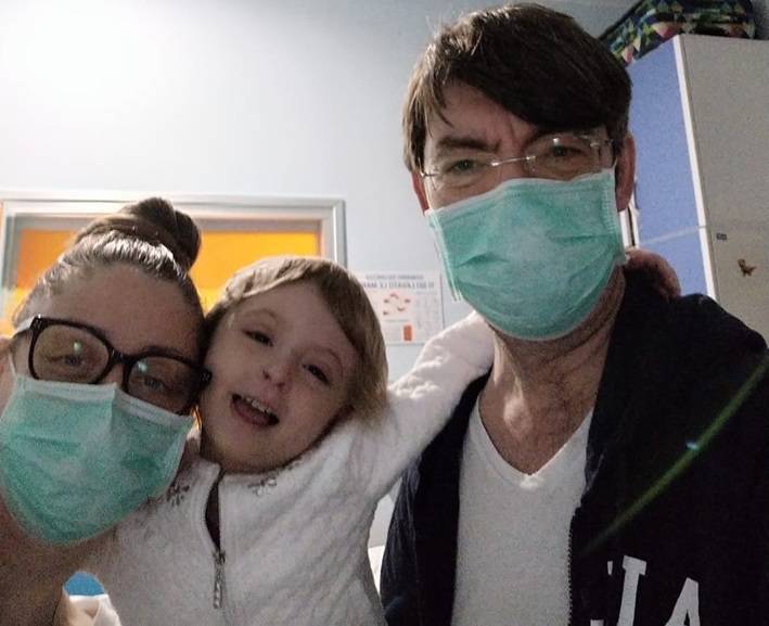 giocattoli rubati bambina malata