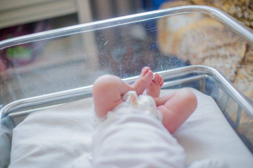bambino senza volto