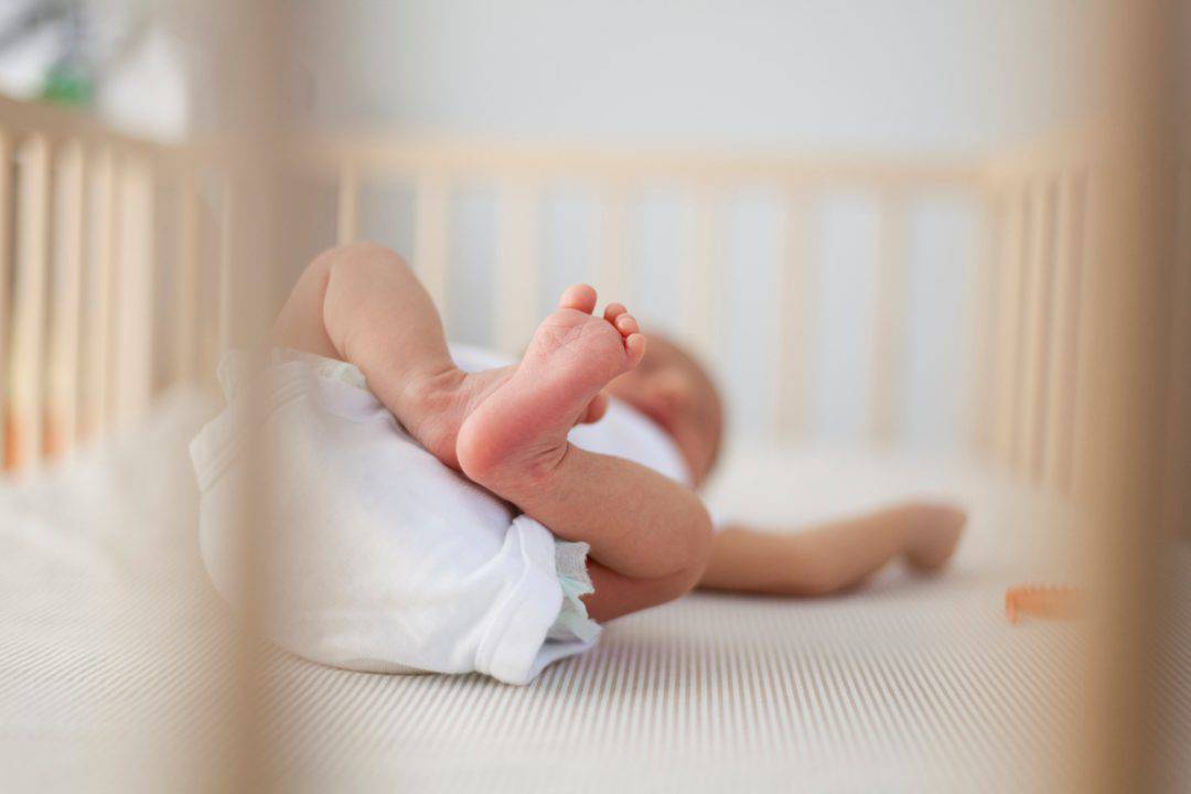 neonato morto in valigia