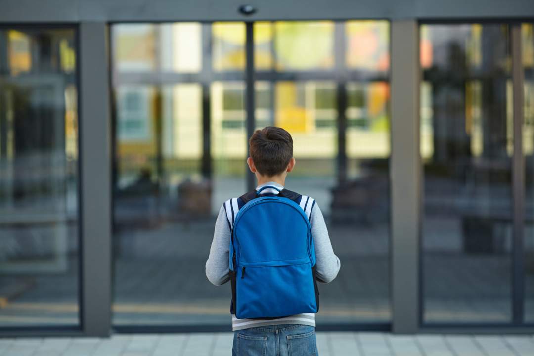 bambino aggressivo a scuola