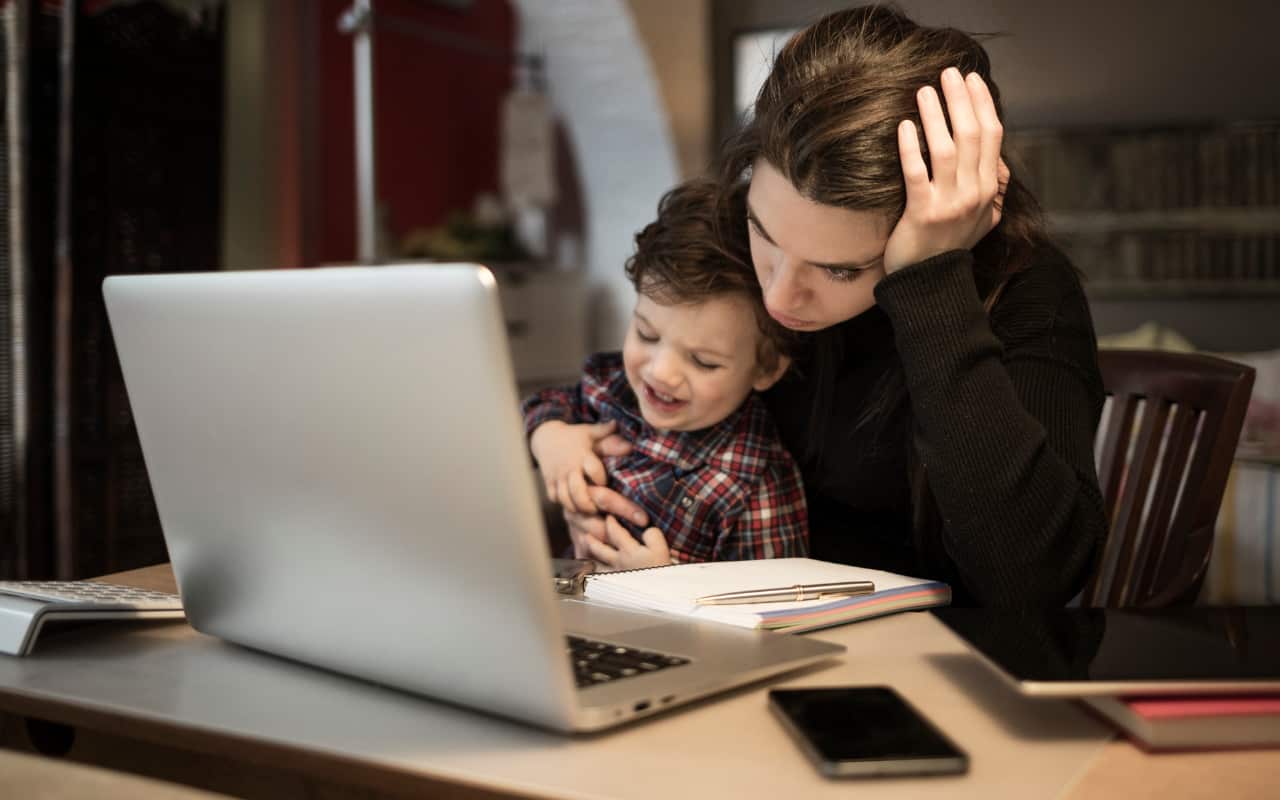 mamme lavorano stress