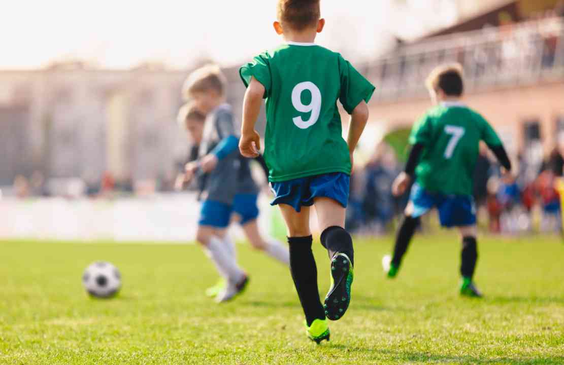 bambino escluso dal calcio