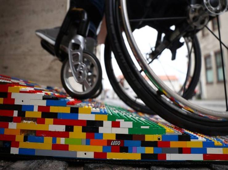 Rampe per disabili con i Lego