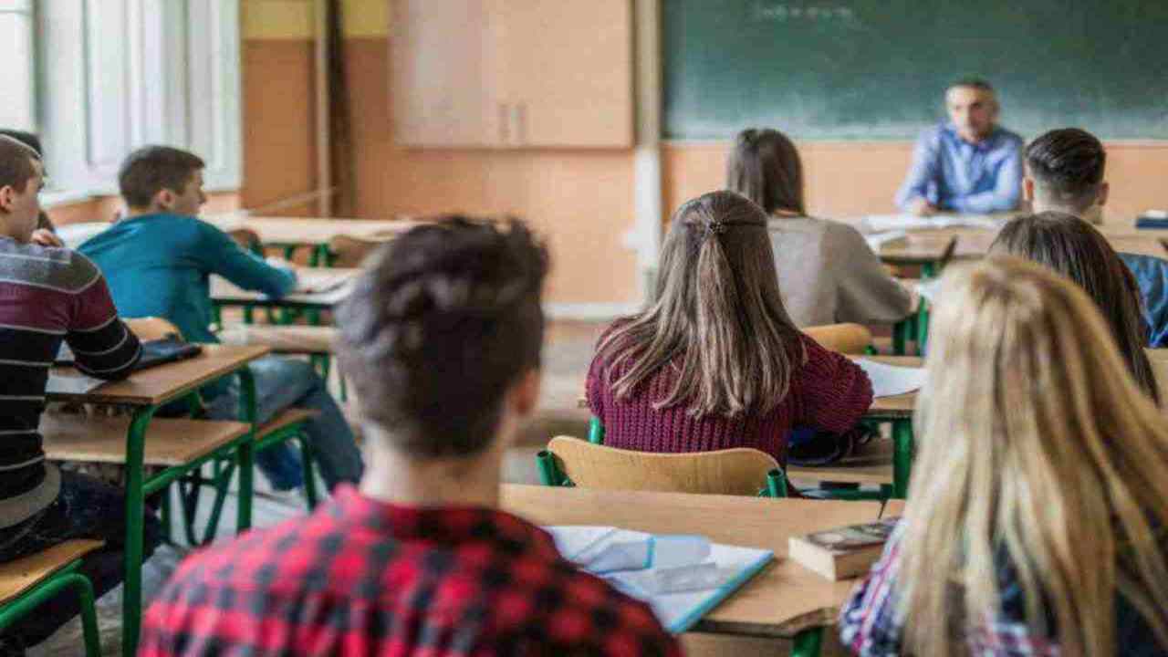 Scuole riaprono