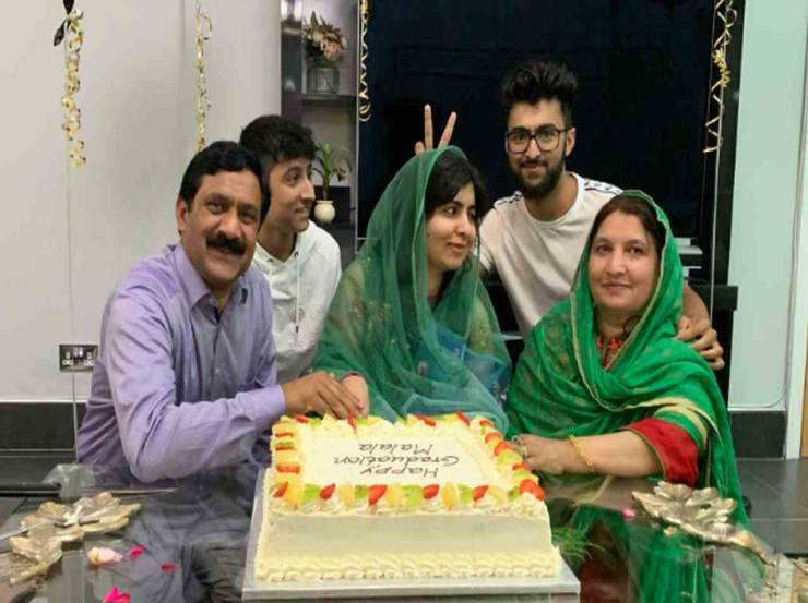 Malala laurea Oxford