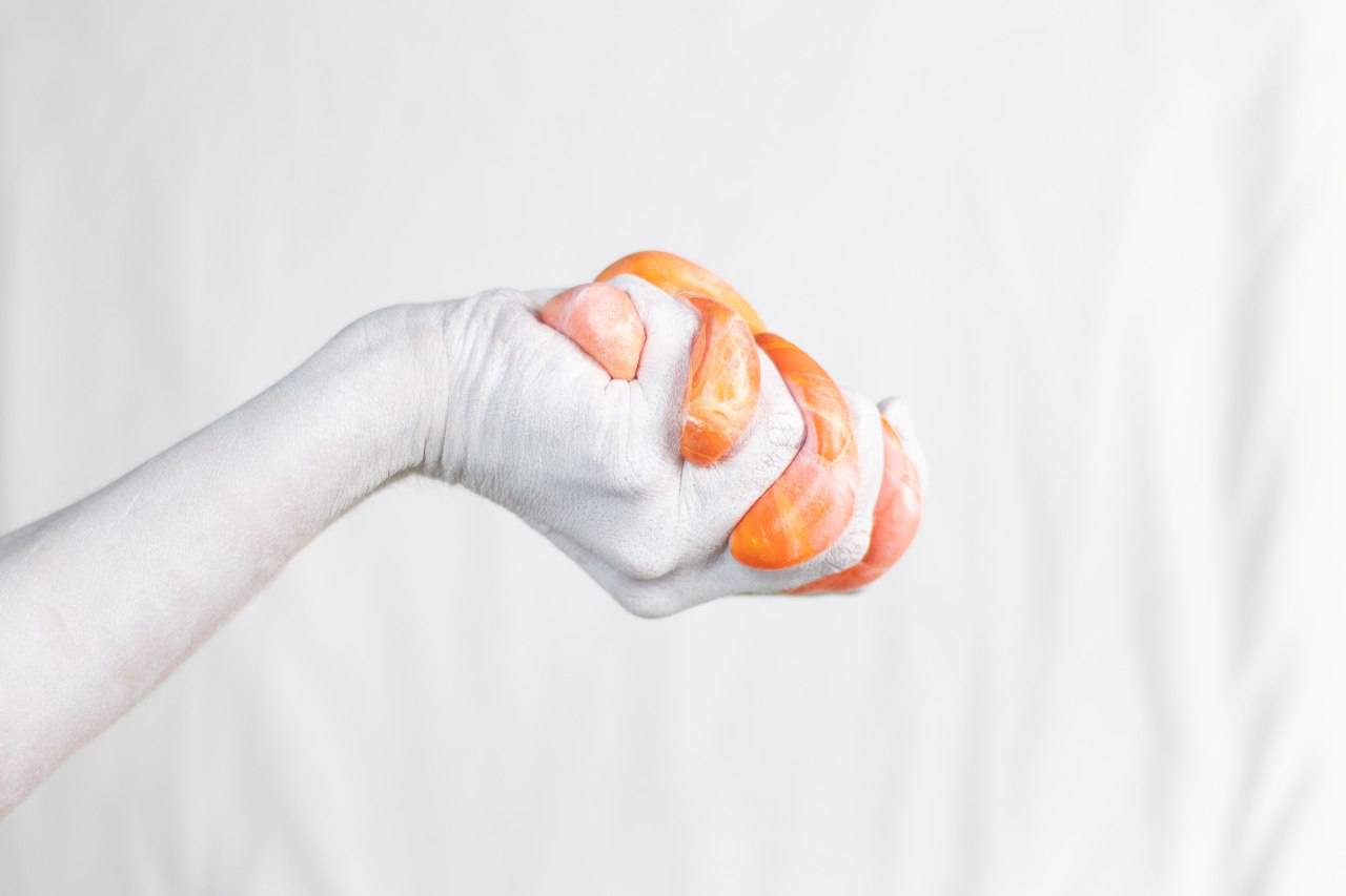 Slime arancione (fonte unsplash)