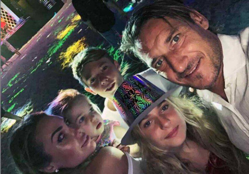 Francesco Totti difende la figlia
