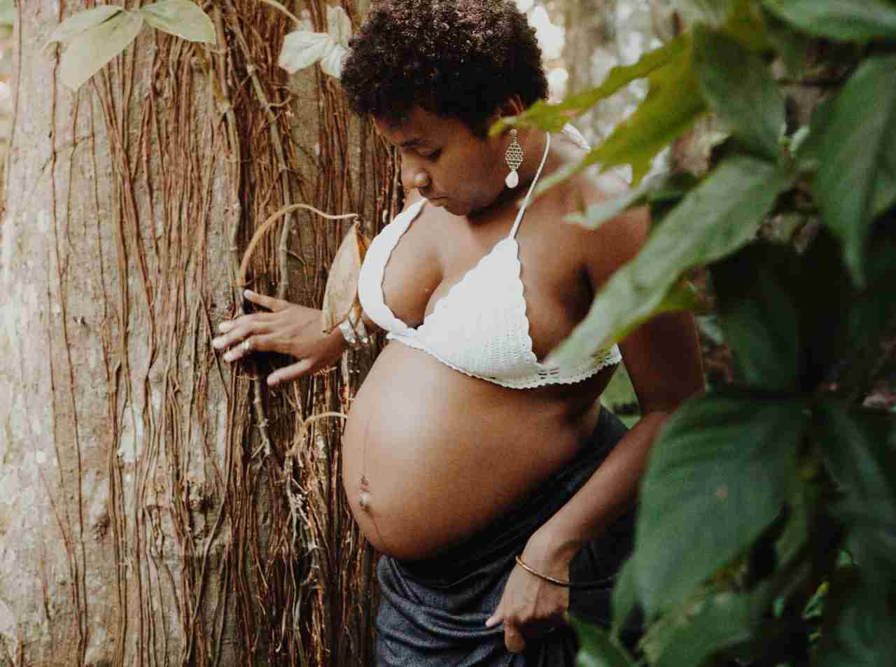 Reggiseno in gravidanza (fonte unsplash)