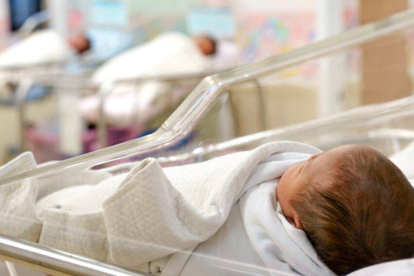 neonata abbandonata in ospedale