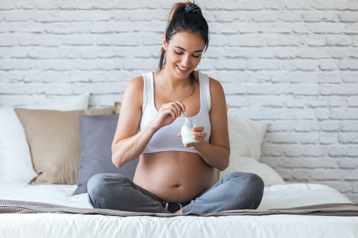 alimentazione gravidanza yogurt