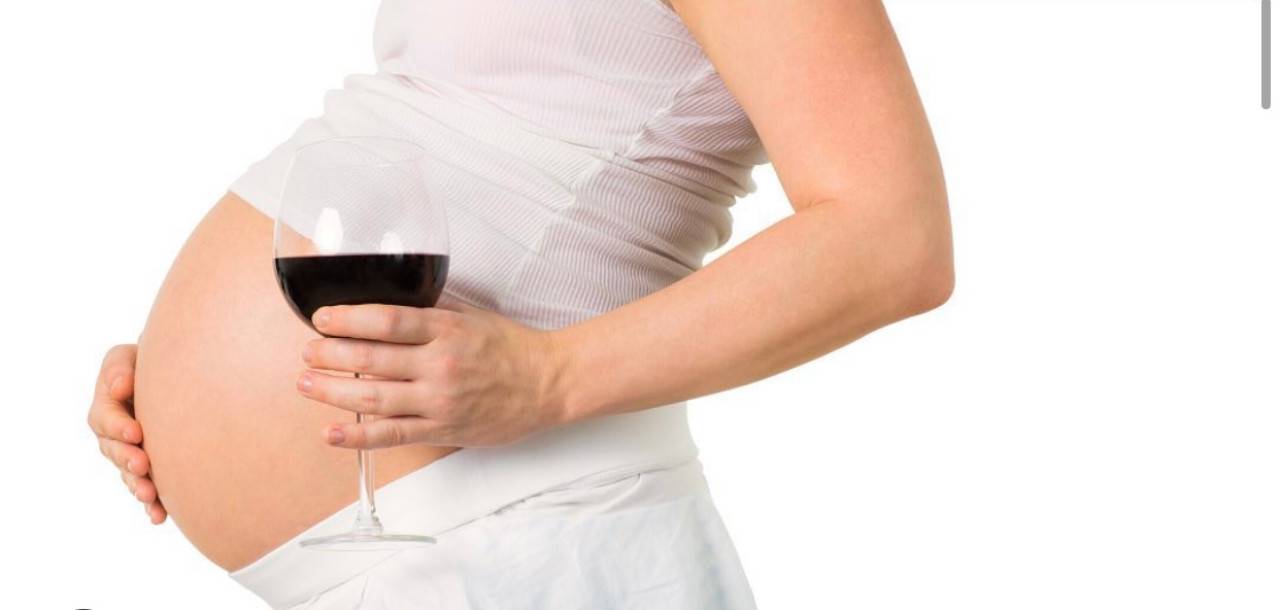 alcol in gravidanza (fonte Instagram @pediatricnurse_ste)