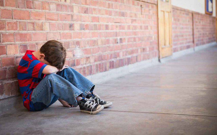 bimbo niente regali a scuola