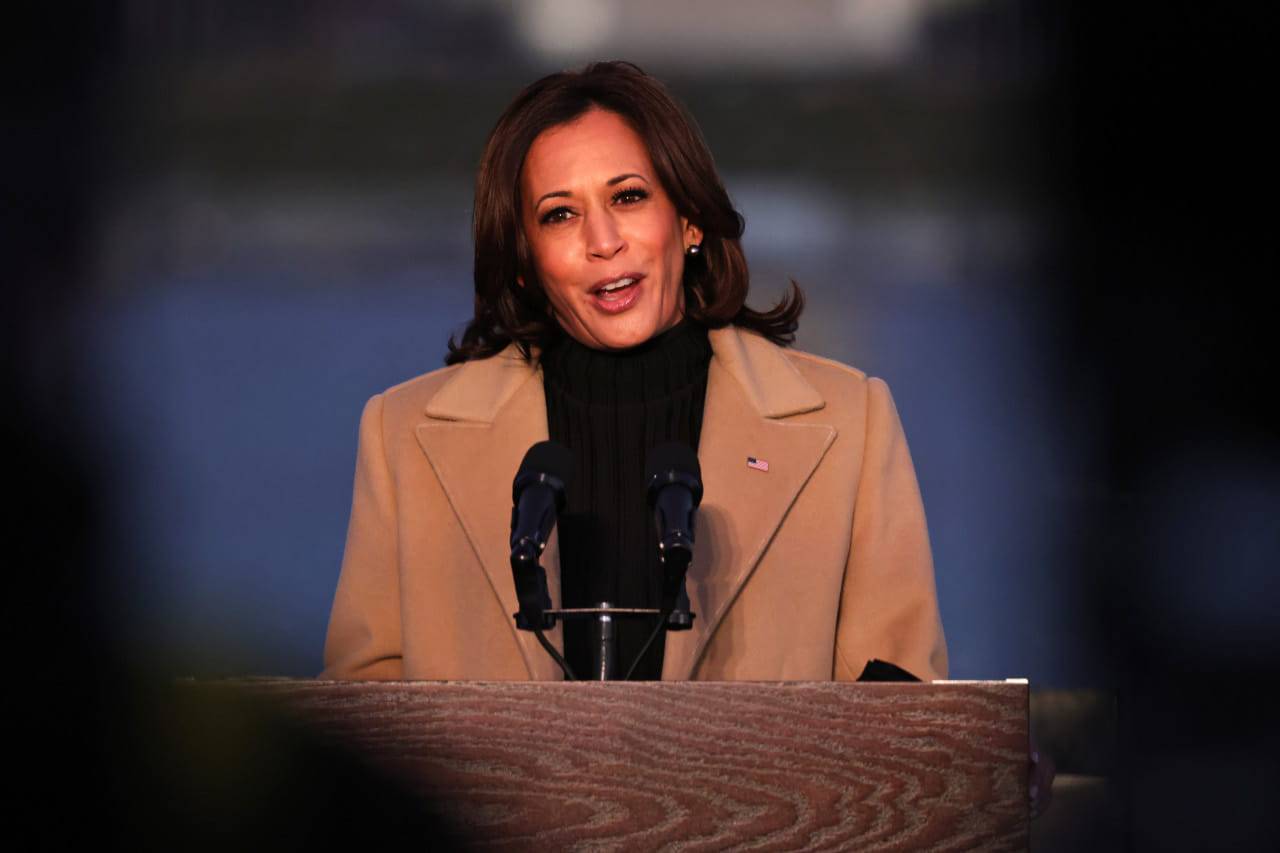 kamala harris madre video