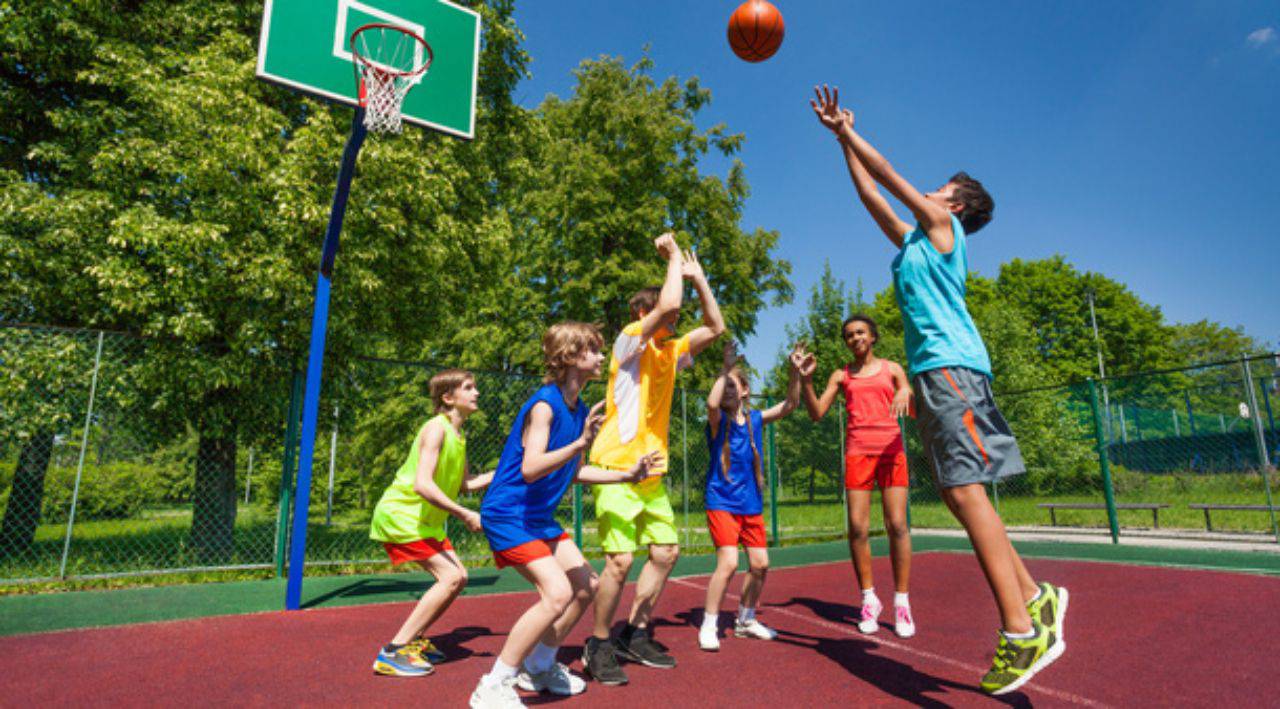 Bambini e ragazzi sportivi