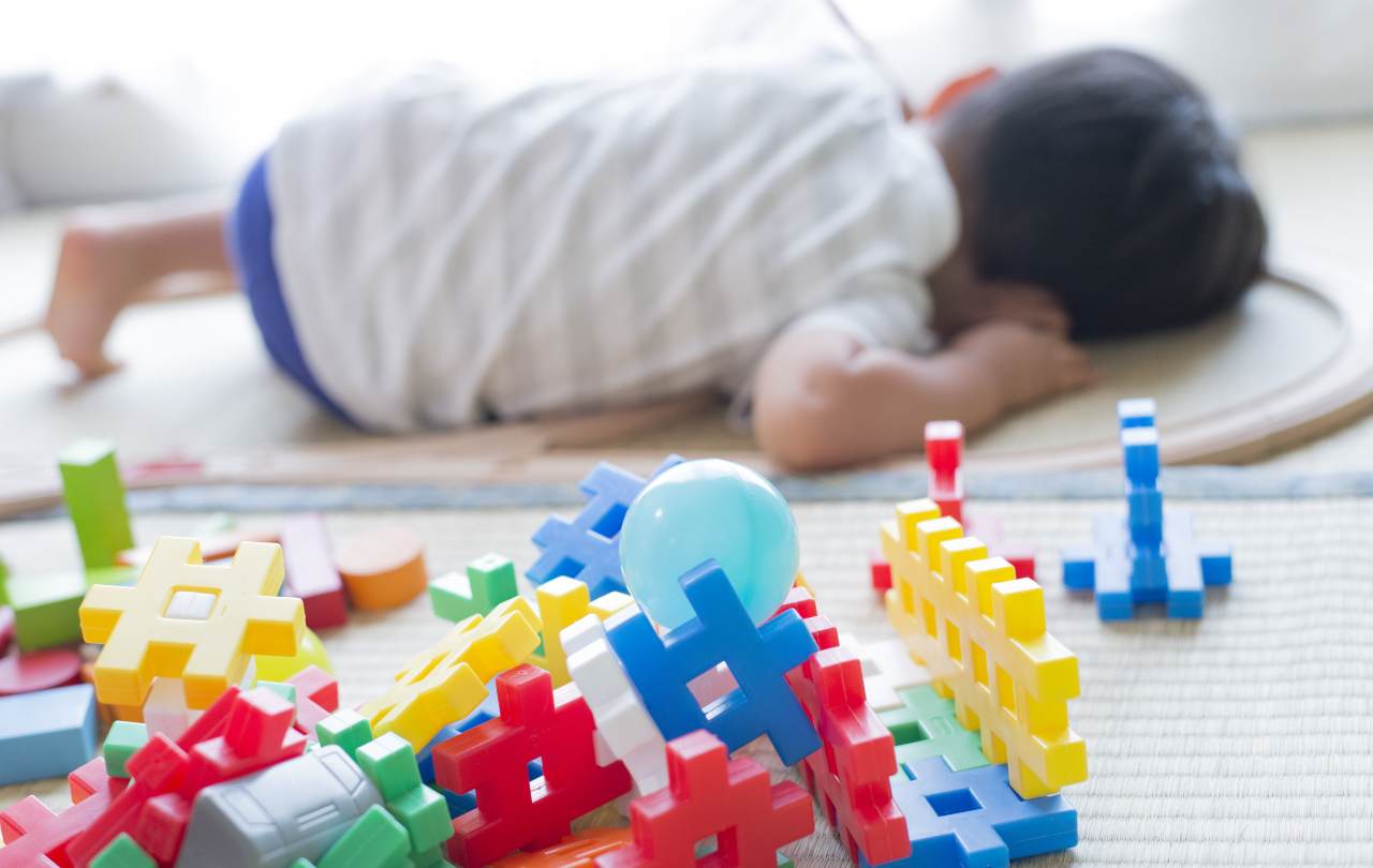 maestra maltratta bambini bologna