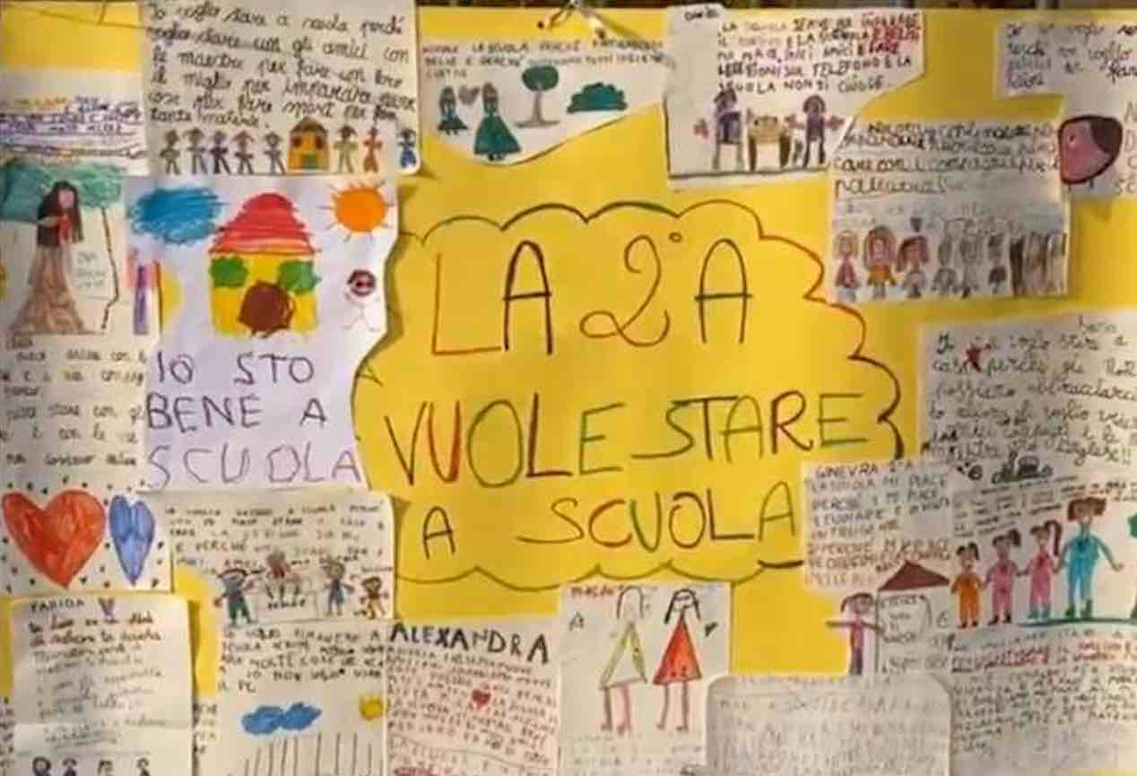 cartellone scuole chiuse