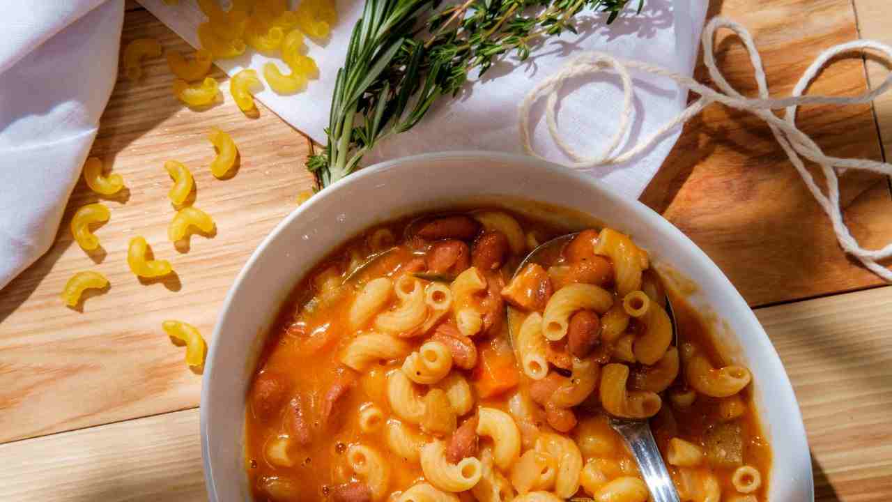 Pasta e fagioli come a Napoli