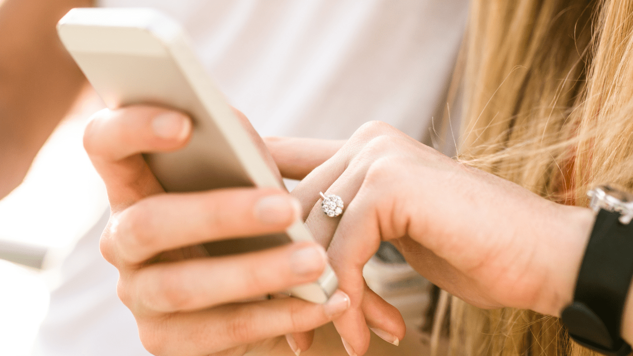 non risponde messaggi